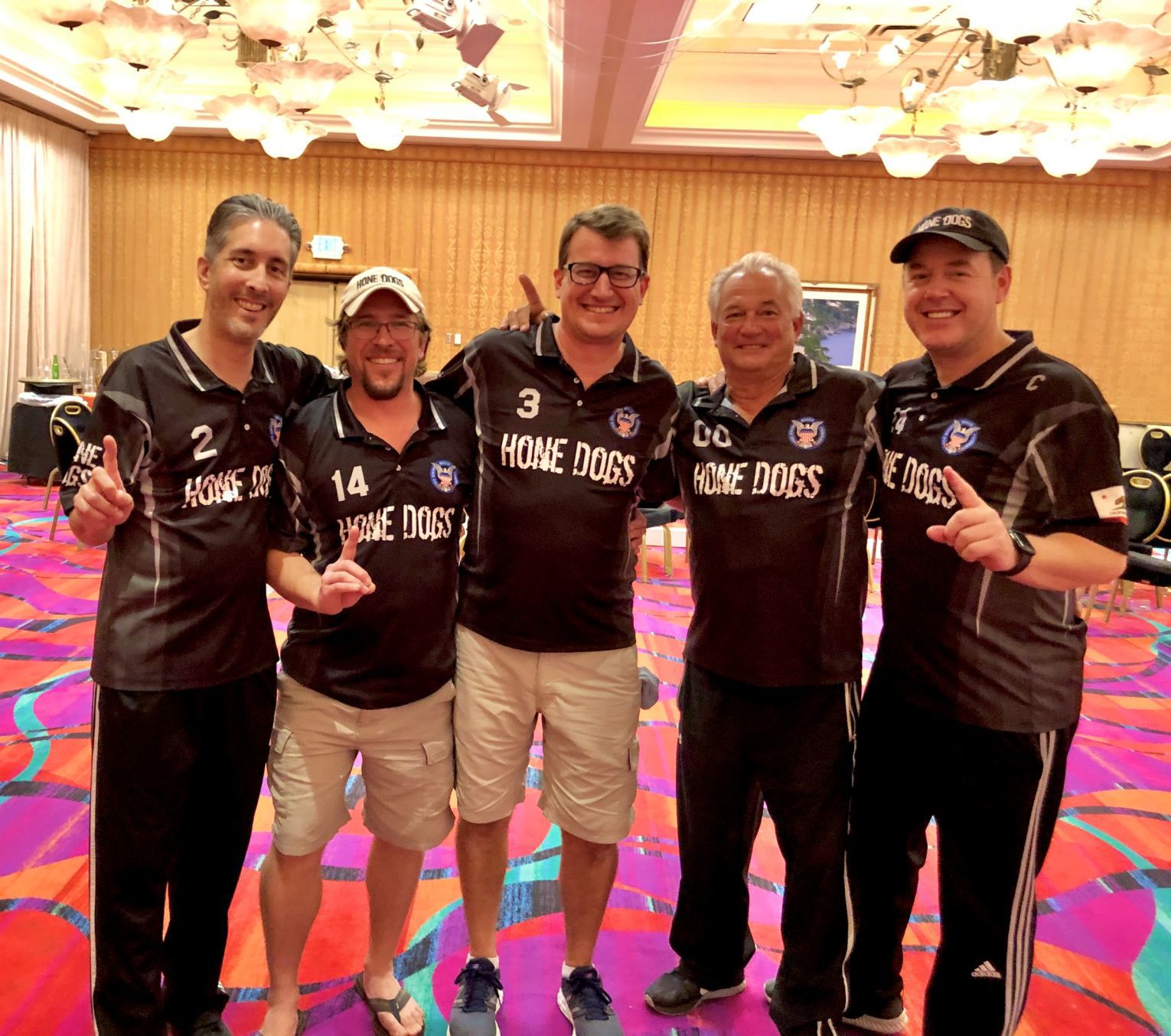 Hone dogs bocce